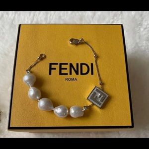 FENDI Bracelet Baroque Pearl Silver White Color